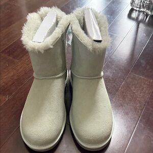 UGG Women's Cream Suede Fur Boots